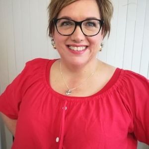 Meet your Posher, Denise